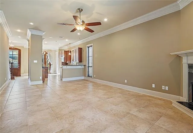 4 bed, 3.5 bath, 2200 sqft, $3,000 — Photo 4