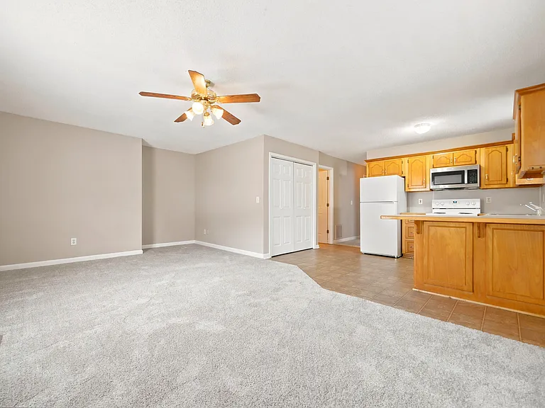 86 Hanna Dr — Photo 17