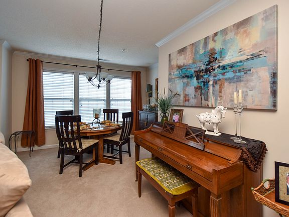 4th image of 4302 Timberbrooke Dr APT 2A