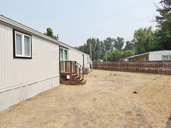 2nd image of 422 Elder Ave