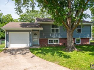 3833 SE Bryant St, Topeka, KS 66609