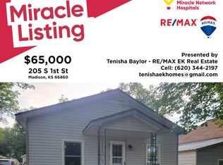 205 S 1st St, Madison, KS 66860
