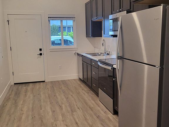 2nd image of 3215 S Russell St #105