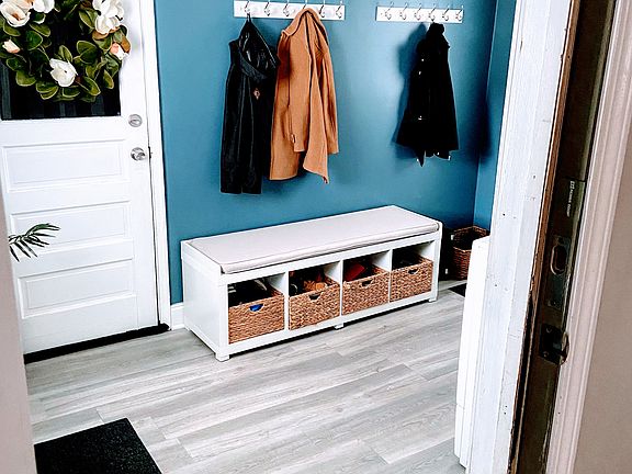 Mud Room / Laundry Room