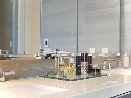 Rented by Extell Marketing Group LLC | media 49