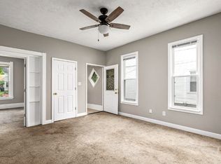 217 Gold Ave NW APT 1, Grand Rapids, MI 49504