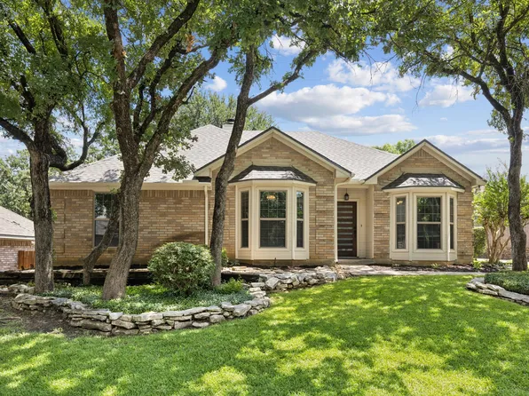 6700 Canalview Dr, Arlington, TX 76016