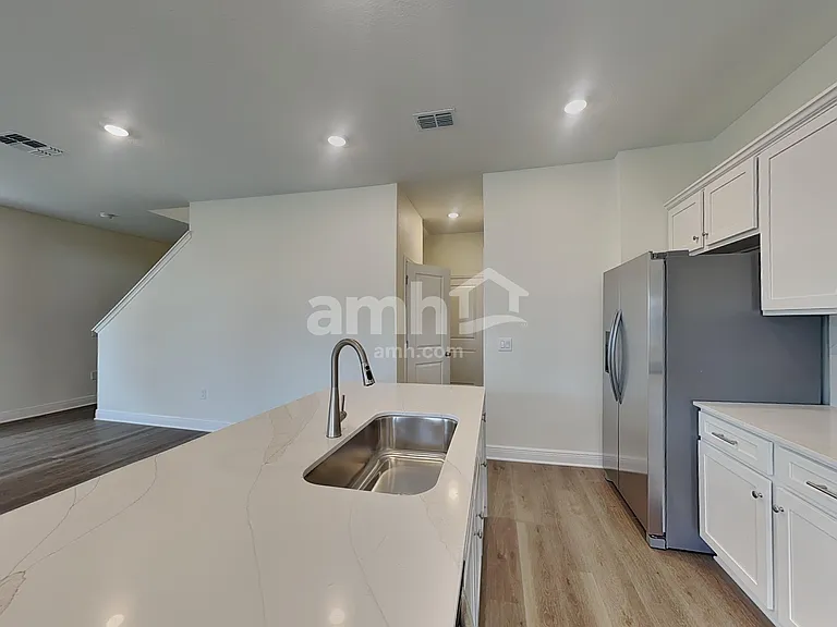 1780 Meadowgrove Ave — Photo 3
