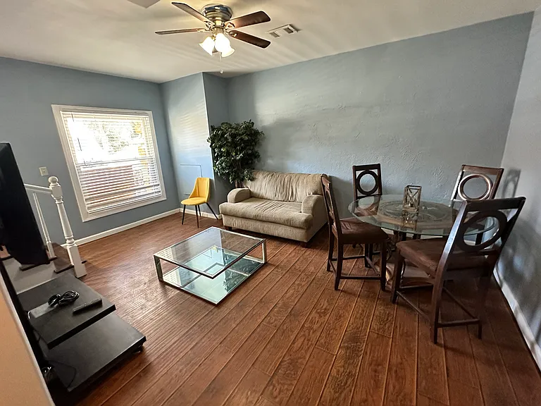 160 Arcadia Cir NW #D — Photo 9