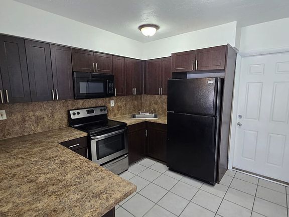5th image of 6134 SW 40th Ct #S