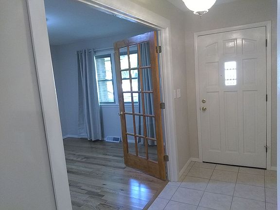 French door Study/Living
