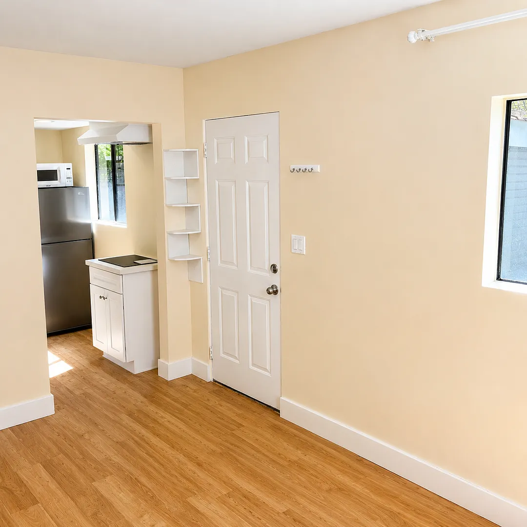 Charming Studio in Altadena! — Photo 4