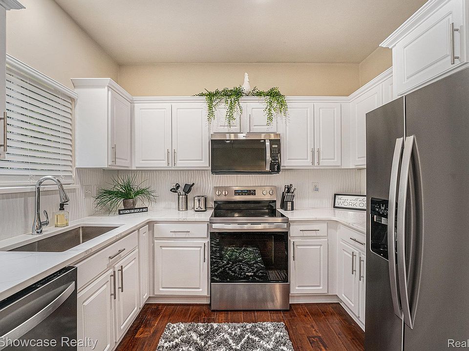 9064 Rhyan Rd, photo 8