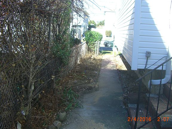 5th image of 16812 144th Dr