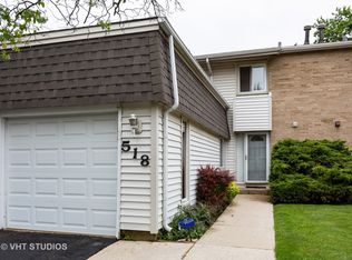 518 Jill Ln, Bolingbrook, IL 60440