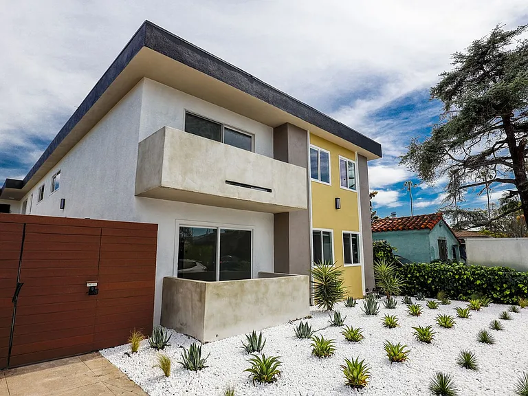 2034 S Garth Ave — Photo 80