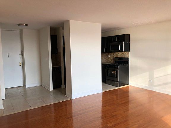 4th image of 3333 Broadway APT C8k