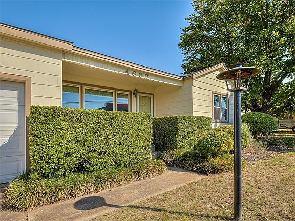 4th image of 4607 SW 29th St