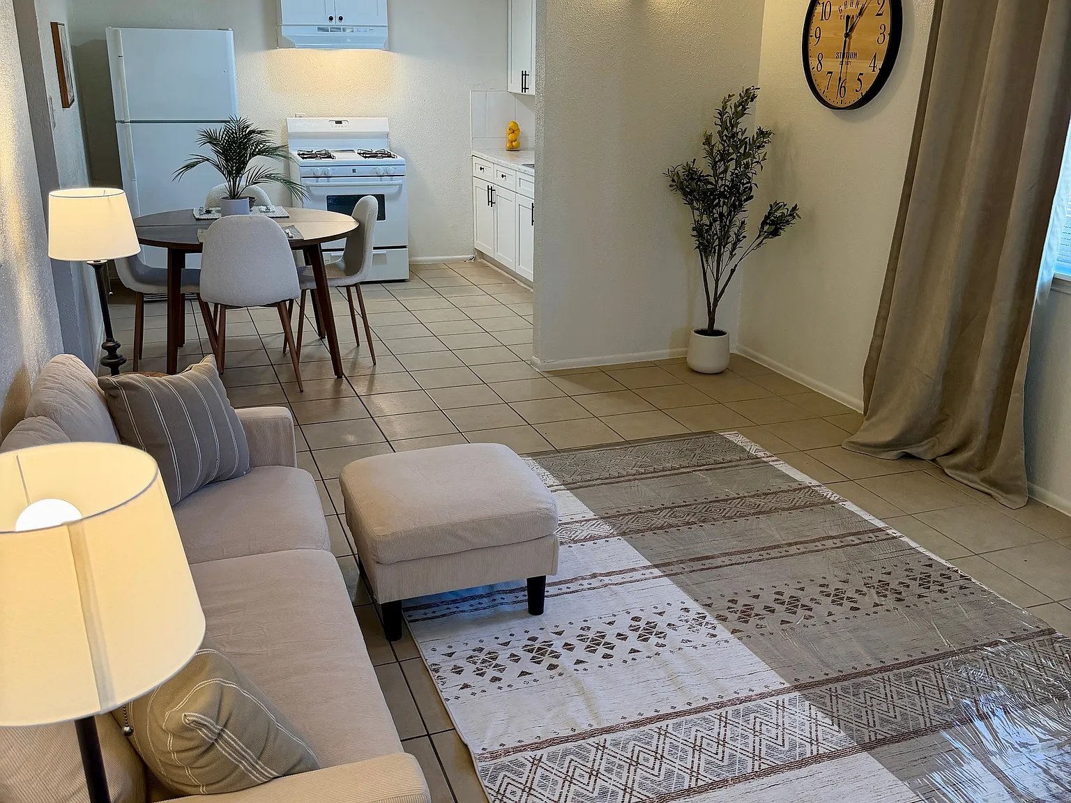 144 W Villaret Blvd — Photo 2