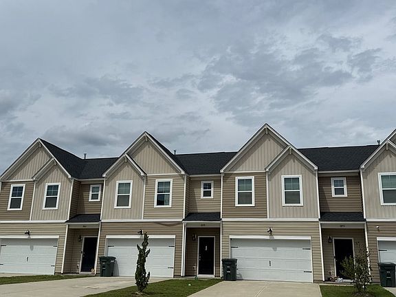 2nd image of 1859 Gabriel Ln
