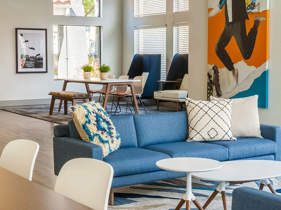 Circ apartments community photo