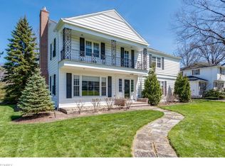 21999 Shelburne Rd, Shaker Heights, OH 44122