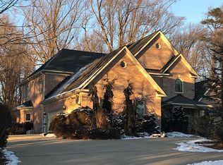 10201 Glen Rd, Potomac, MD 20854