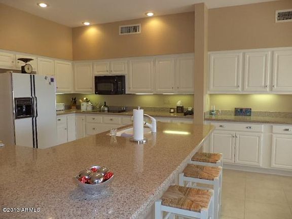 4th image of 15609 W Huron Dr