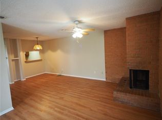 1205 Inland Grn #A, Austin, TX 78758