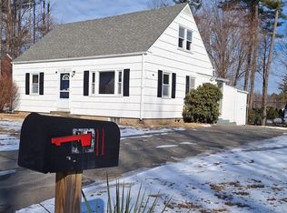 11 Richardson Dr, Dover, NH 03820