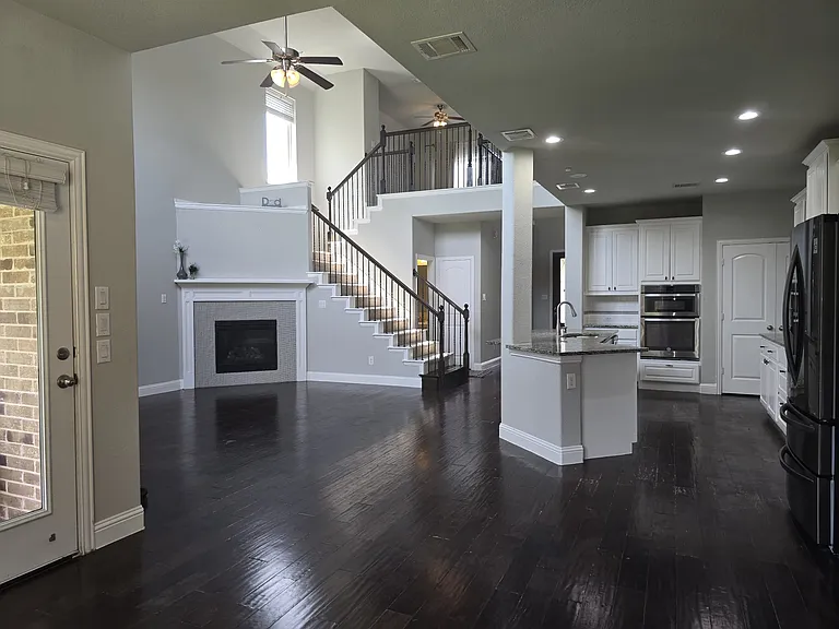 8704 McCutchins Dr — Photo 8