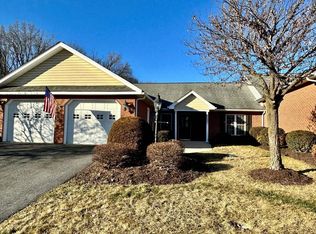 204 Red Oak Dr, Staunton, VA 24401