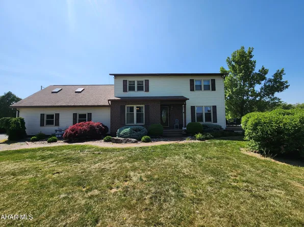 137 Bradford Ln, Roaring Spring, PA 16673