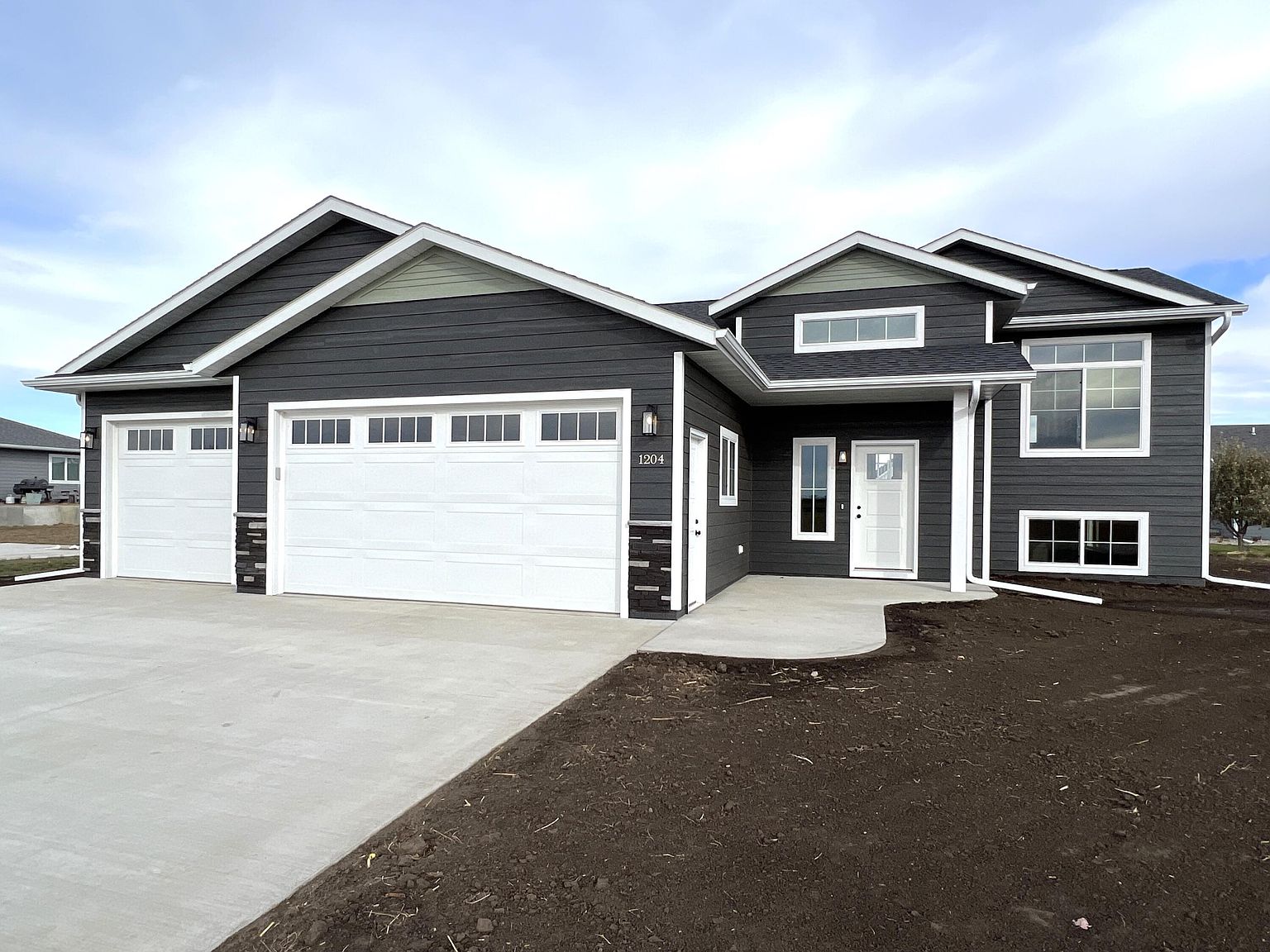 1204 E 6th St, Volga, SD 57071 Zillow