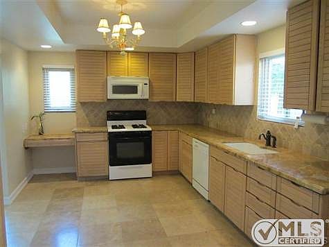 2nd image of 3047 Marigold Pl #12