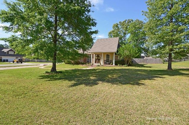 1st image of 2160 Forest Hills Blvd