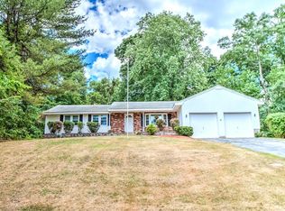 10 Ray Hill Dr, Chelmsford, MA 01824