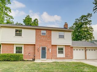 5645 Powell Rd, Dayton, OH 45424