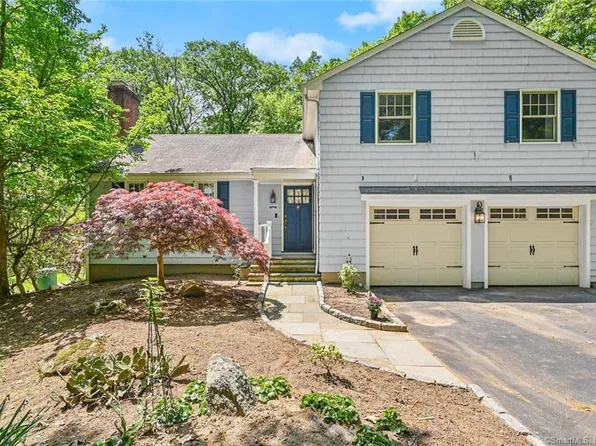 321 Papurah Road, Fairfield, CT 06824