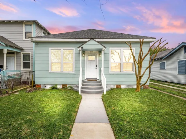 3529 Avenue S, Galveston, TX 77550