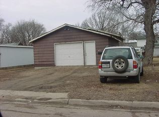 202 Grant St W, Detroit Lakes, MN 56501