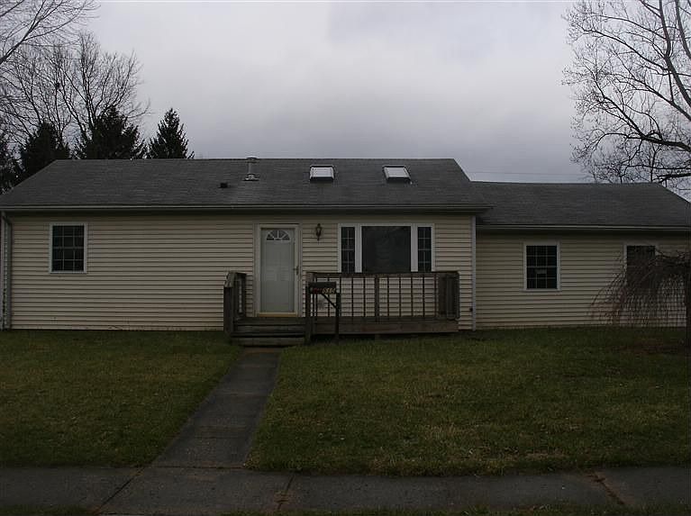 1st image of 515 N Church St