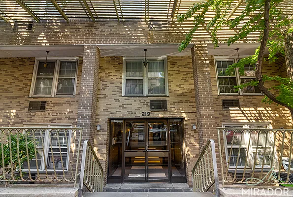 Rented by Mirador Real Estate | media 10