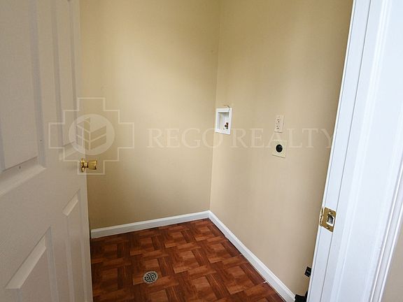 4th image of 105-107 Barbour St #1S