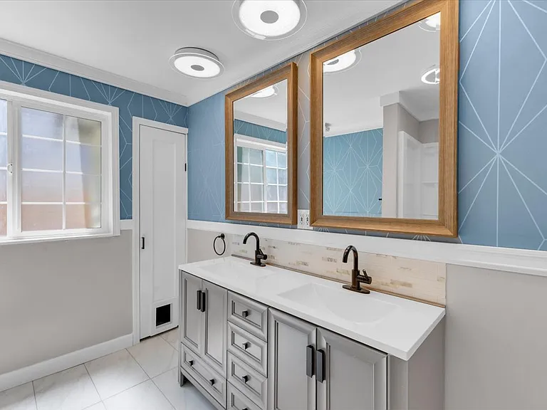 6211 W Magnolia Ave — Photo 17