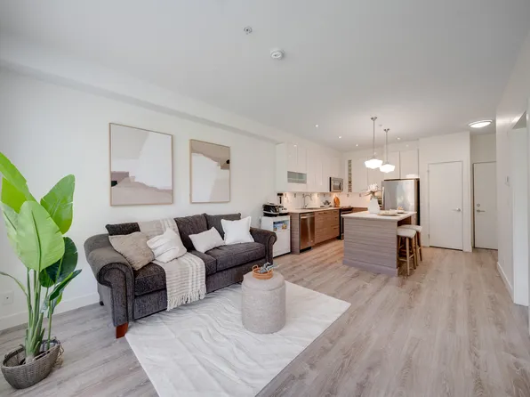 16398 64th Ave #311, Surrey, BC V3S 6X6