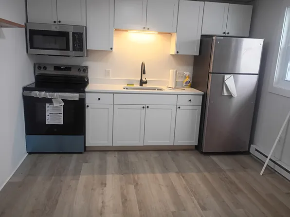 71 Ten Broeck Ave APT 2, Hudson, NY 12534