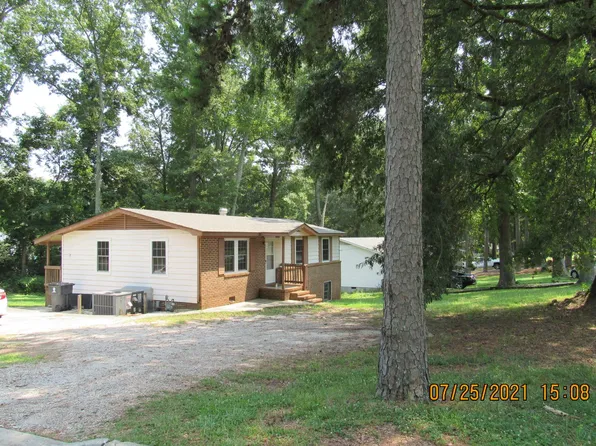 151 Thorpe St, Henderson, NC 27536