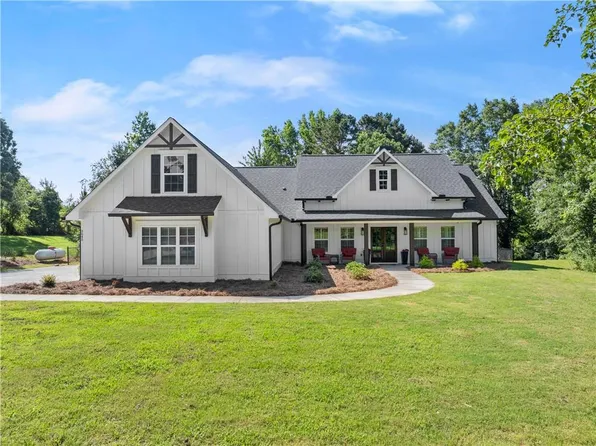 3645 Woods Bridge Rd, Commerce, GA 30529