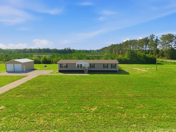 105 Rambling Ln, Cross, SC 29436